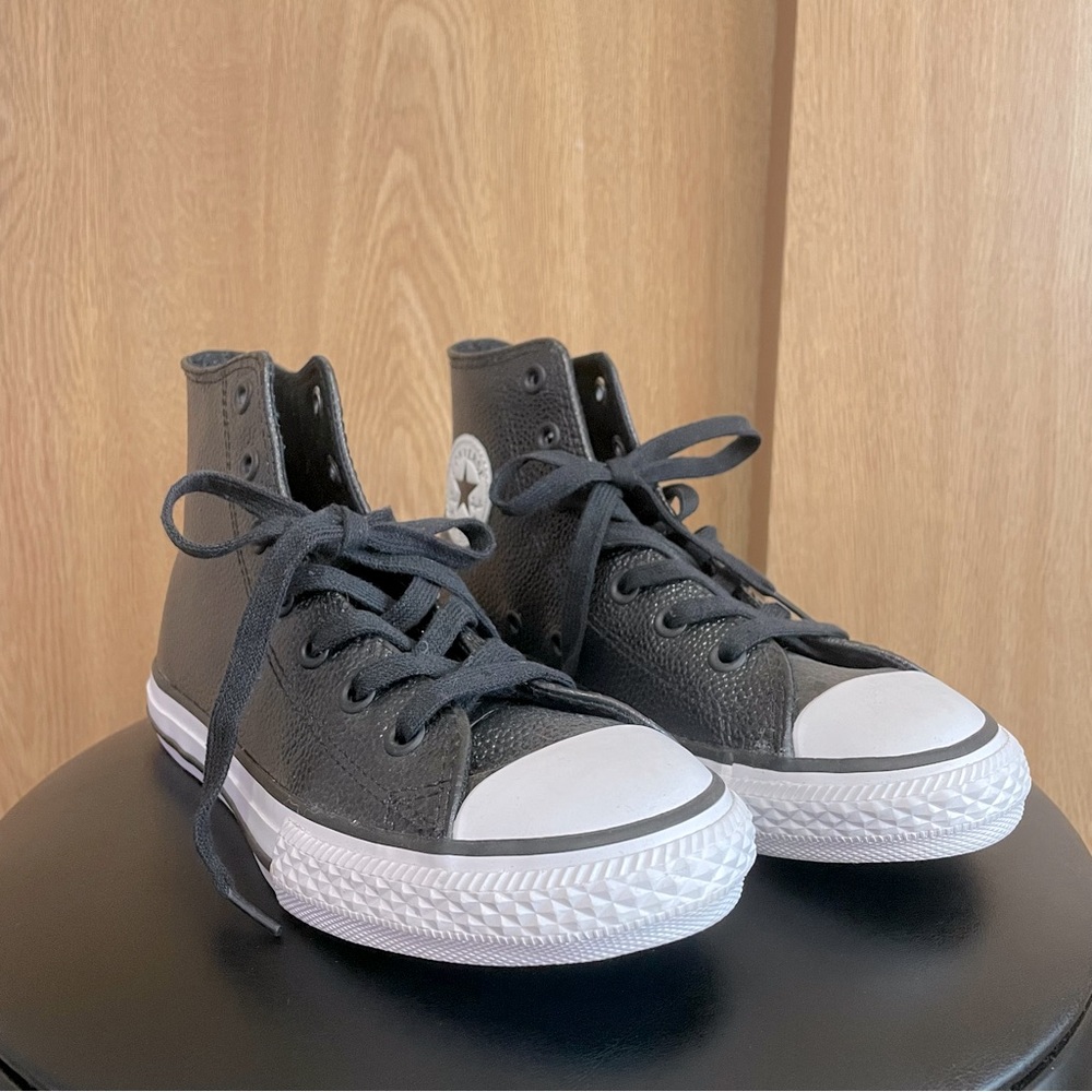 Converse Black Textured Leather Hi-Top Shoe